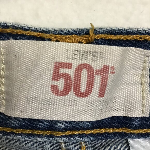 Levi's Men's 501 Light Wash Button Fly Boot Cut Jeans  Size 31 x 32 - Picture 9 of 12